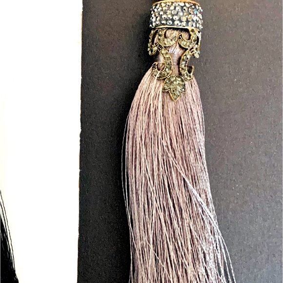 Long shiny gray silk tassel pendant with beautiful rhinestoned metal cap & chain - Picture 5 of 15